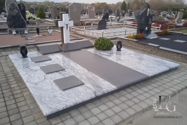 rekonstruota kapavietė
