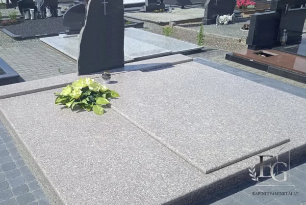 pilkas juodas granitas, antkapis, kapavietės plokštės
